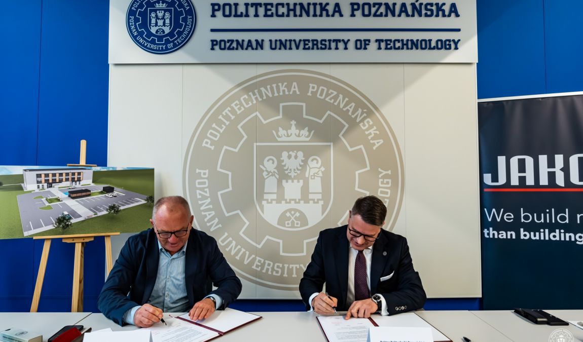 Dnia 18 grudnia br. Politechnika Poznańska podpisała umowę z firmą JAKON sp. z o.o. na realizację w trybie 